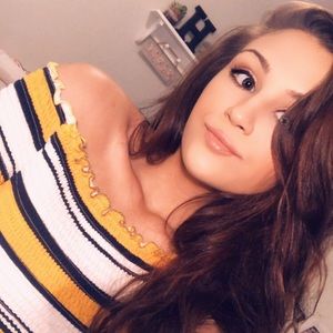 Meet your Posher, Hannah